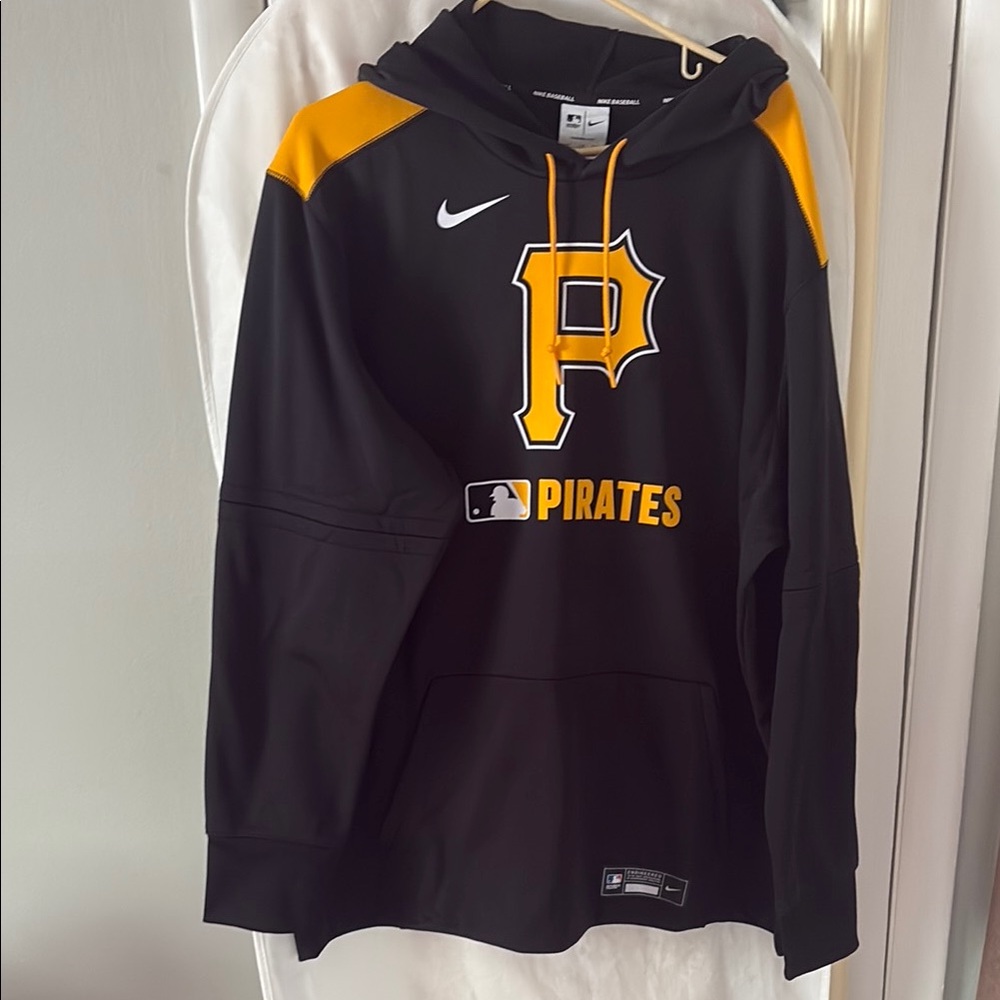 NWT - Pittsburgh Pirates Nike Hoodie